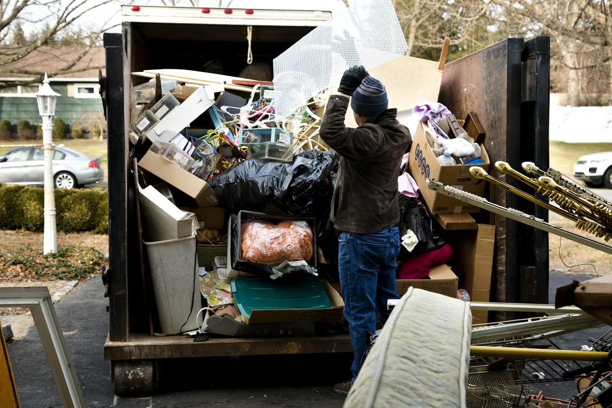 What Can and Cant Go in a Dumpster in Florida